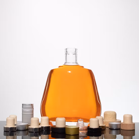 Wholesale 500ml 700ml 750ml Customize Various Shapes Whiskey Vodka Xo Empty Crystal Glass Bottle